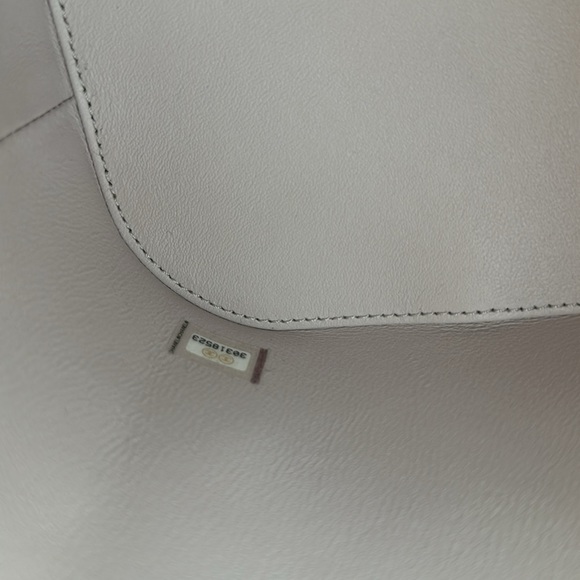 Authentic Lambskin Quilted Trendy Vanity Case small - Picture 10 of 12